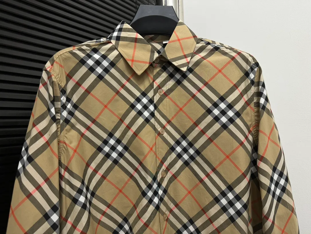 【 1:1】 【Burberry】 24ss New Arrival 100% ， Wear-Resistant 。 ， ， ， 。 Size：S-XL